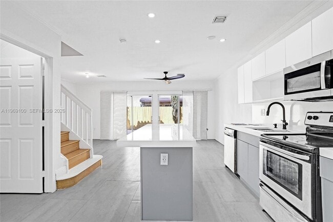 Photo - 7783 SW 94th Ln