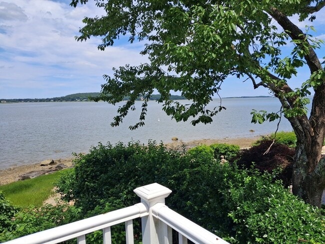 Photo - 18 Shore Dr