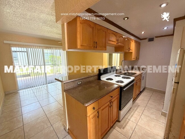 Building Photo - 4467 Treehouse Ln