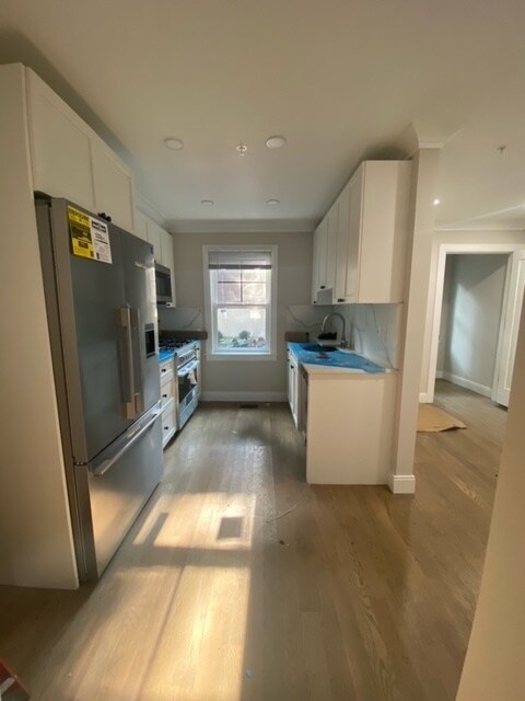 Building Photo - 14 Lopez Ave Unit 3