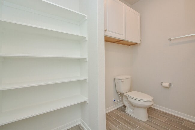 Photo - 8634 Herring Ln
