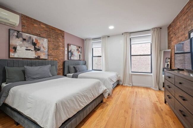 Photo - 283 Pleasant Ave Unit ID1265794P