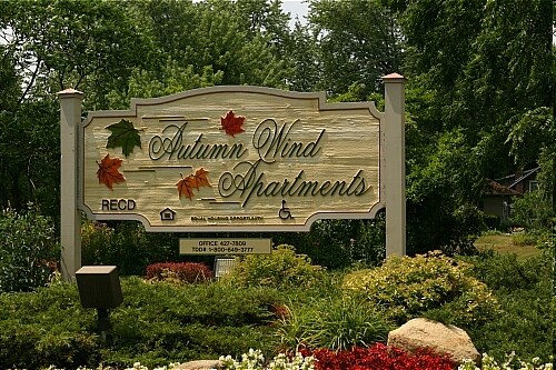 Autumn Wind Apartments - Autumn Wind Apartments