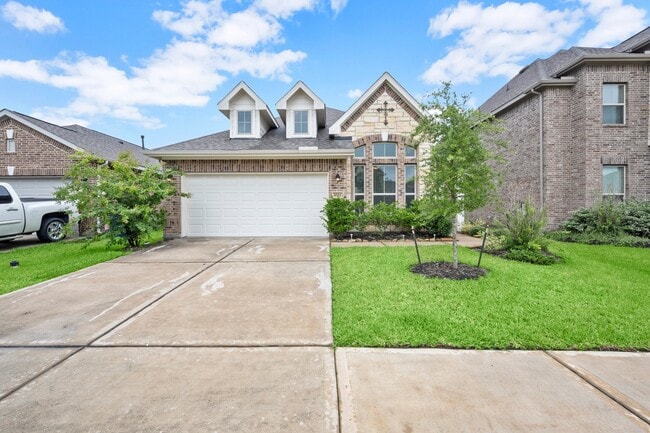 Building Photo - 6322 Lemon Balm Ln