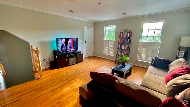 Building Photo - 1607A Potomac Greens Dr Rental