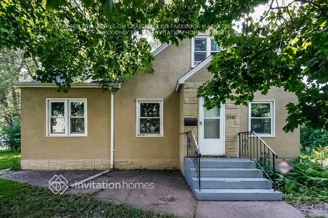 Photo - 3940 3rd St NE