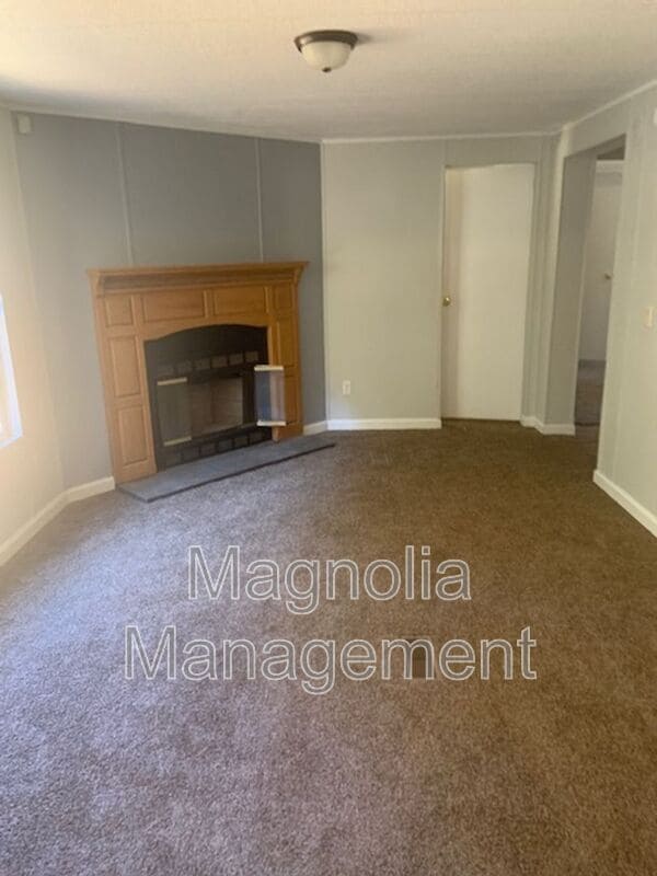 Photo - 191 Mallard Ln