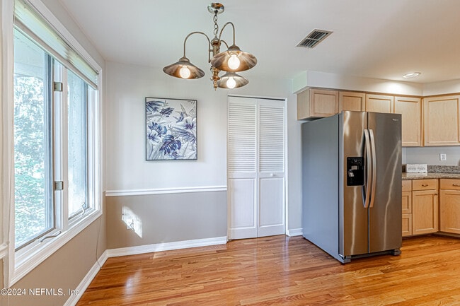 Photo - 2099 Winterbourne W Unit 308