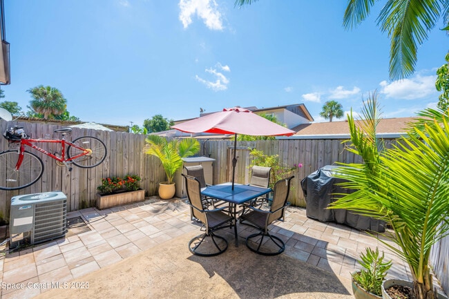Photo - 1135 Steven Patrick Ave