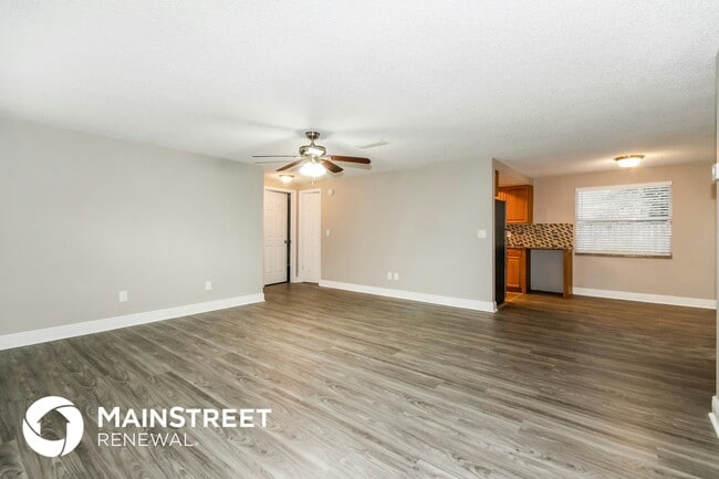 Photo - 3722 Greenford St