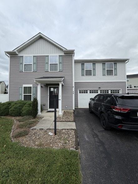 34 Chatham Cir