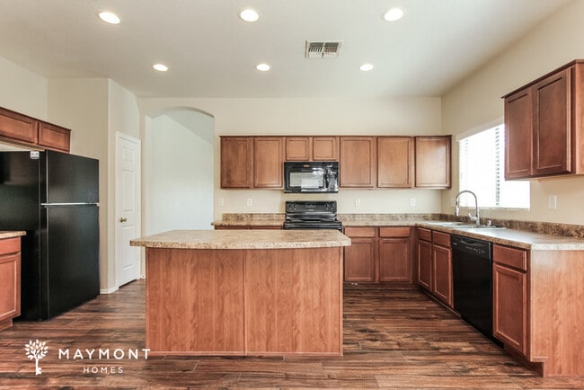 Photo - 13932 N 146th Ct
