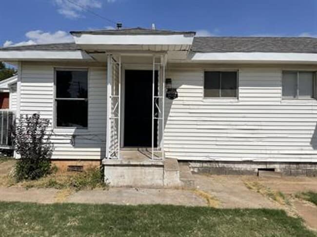 1 Bed Duplex - 1 Bed Duplex House