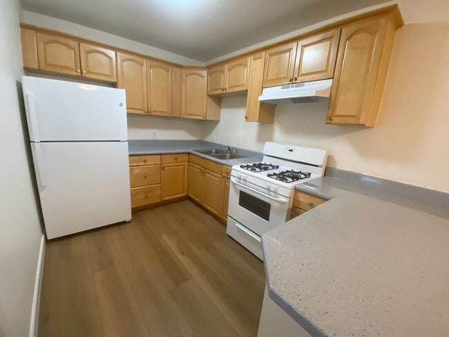 Photo - 3859 35th St