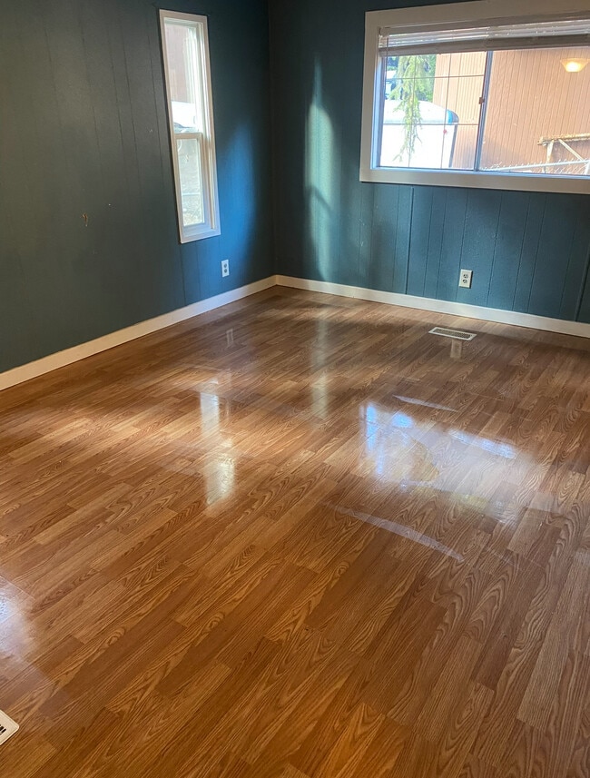 Photo - 11409 205th Ave E