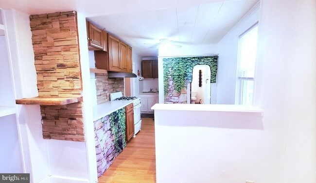 Building Photo - 1055 Indiana Ave Unit 3