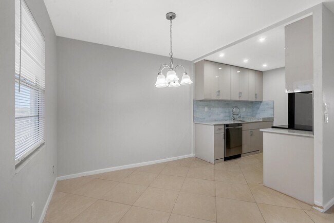 Photo - 3038 Cornwall B Unit 3038