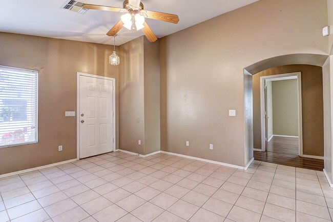 Photo - 12060 W Dahlia Dr