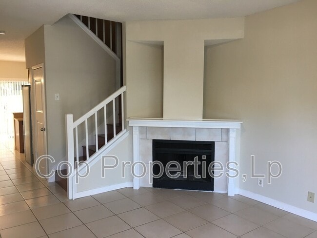 Photo - 1804 Gary’s Park