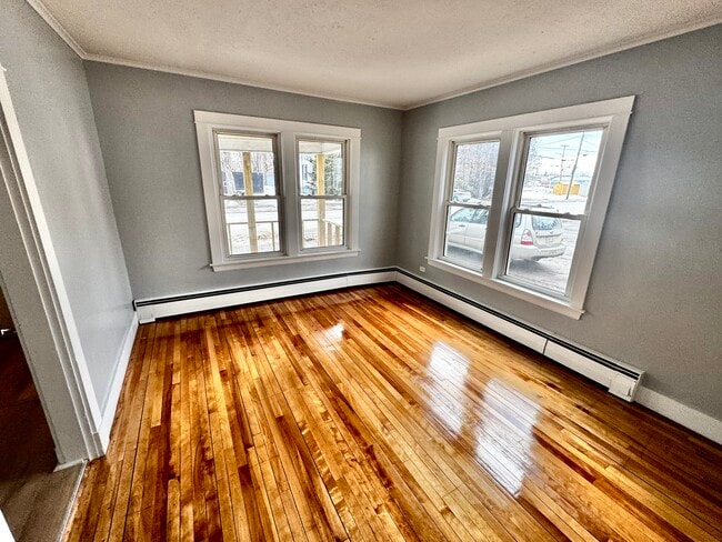 Photo - 292 Penobscot Ave Unit 1