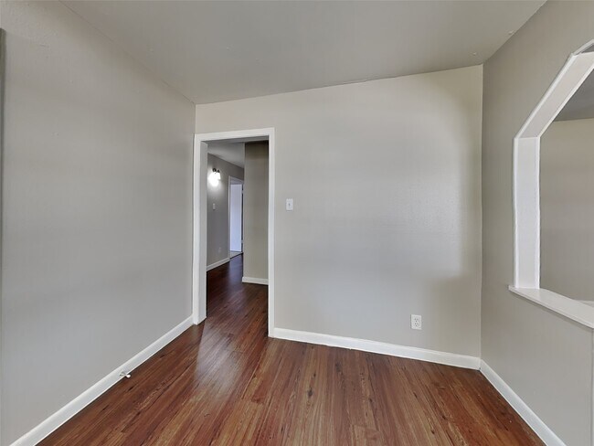 Photo - 3808 Washington St