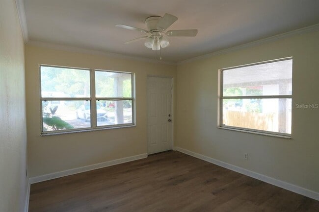 Photo - 2834 25th Ave N