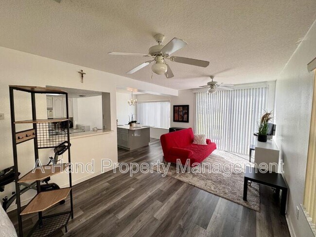 Photo - 439 Coconut Palm Way Unit A