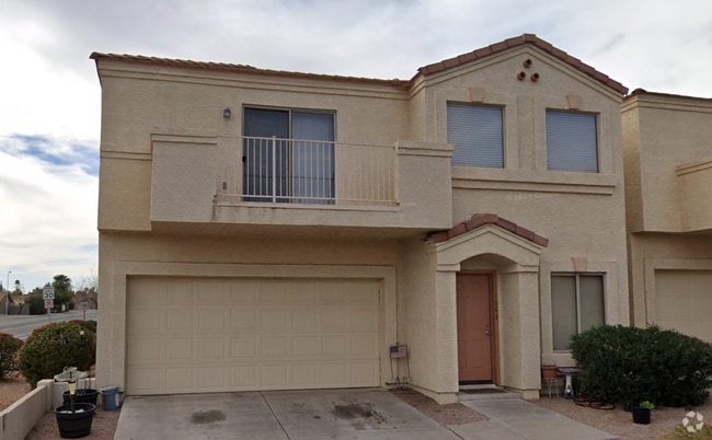 Building Photo - 1003 W Julie Dr Rental