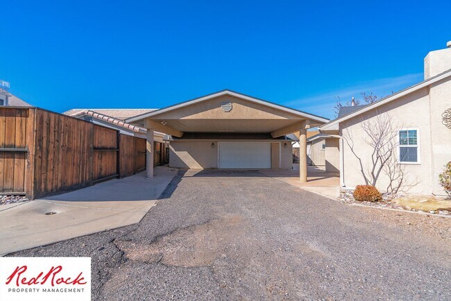 Photo - Spacious 3 Bedroom Single-Level Home in Bl...