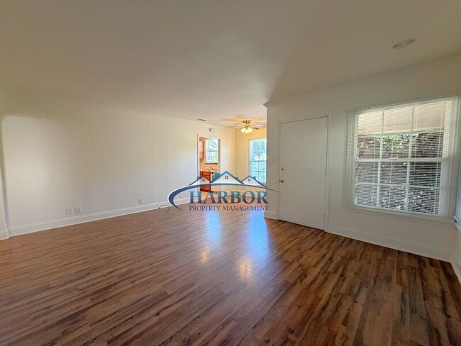 Photo - 1650-1652 Park Avenue