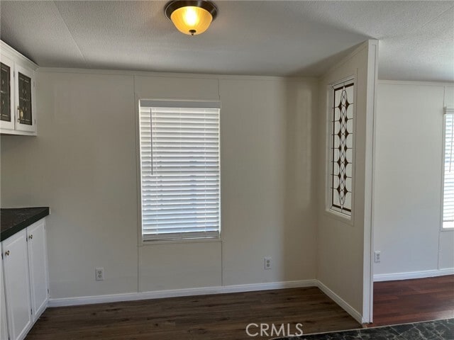 Photo - 22225 Ellis Ave