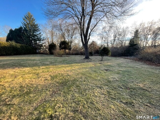 Photo - 7 Riverbend Dr