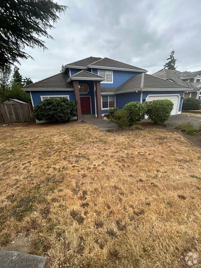 Building Photo - 4 Bed 3 Bath Fully Fenced Kenmore Home