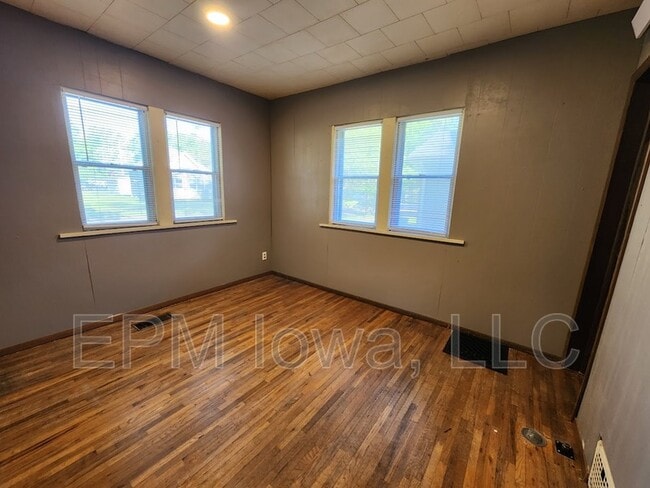 Photo - 1126 Columbia St