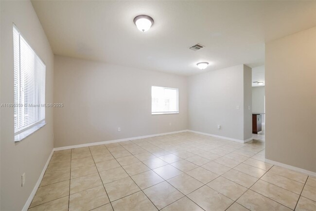 Photo - 10131 W Indigo St