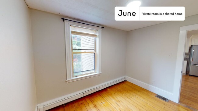 Photo - Room in Shared 4 bed/1 bath home Unit D