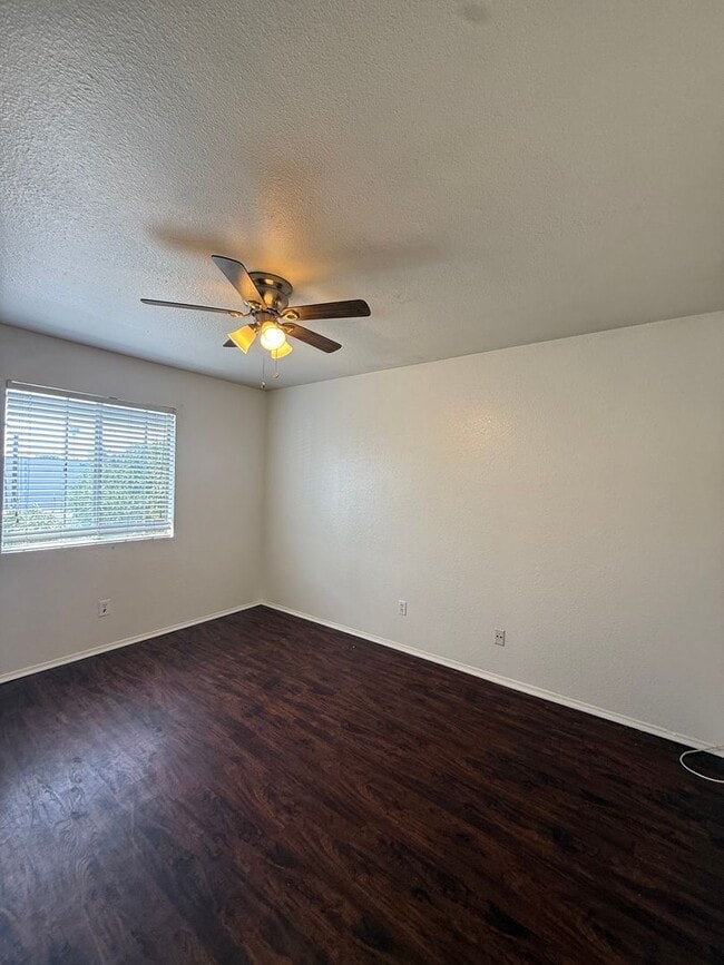 Photo - 718 Emory St Unit 718