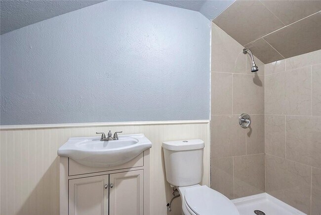 Photo - 2600 Madera St Unit B