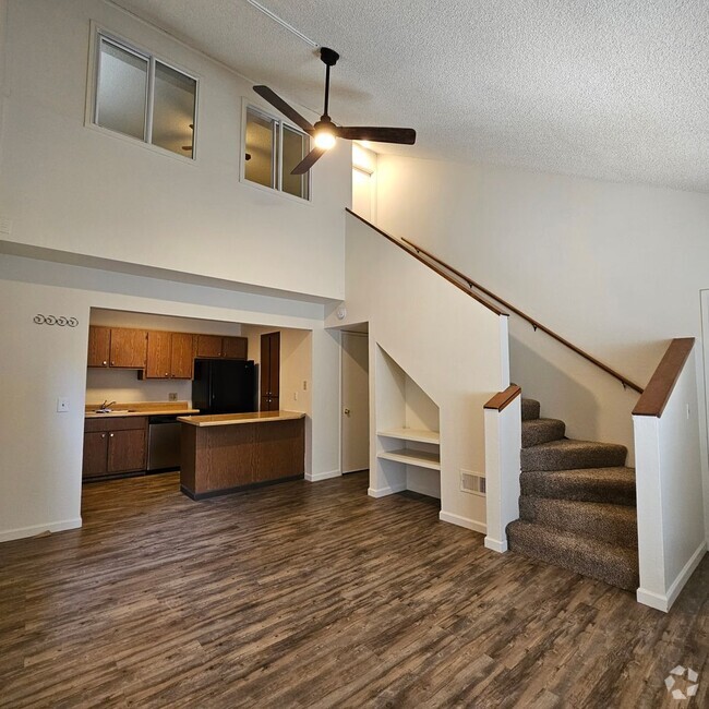 Building Photo - Two Bedroom Two Bath Right Next to NAU Rental