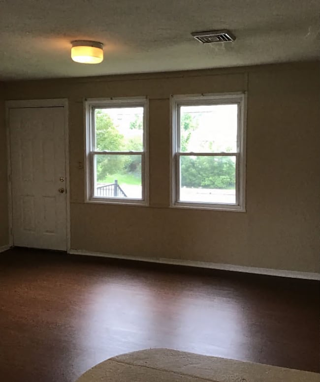 Photo - 533-543 Hollywell Ave Unidad 535