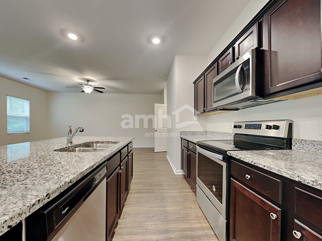 Photo - 152 Orion Way
