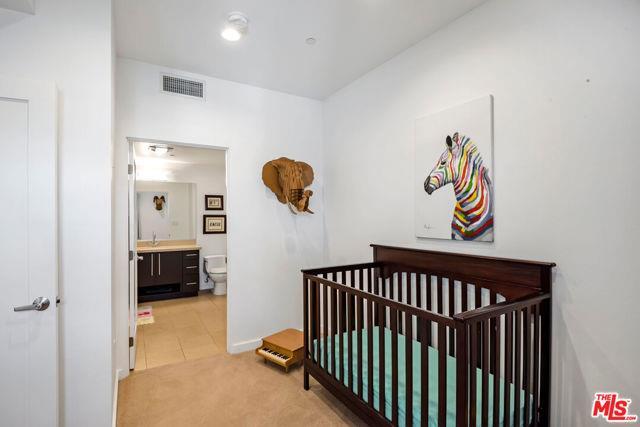 Photo - 13045 Pacific Promenade Unidad 320