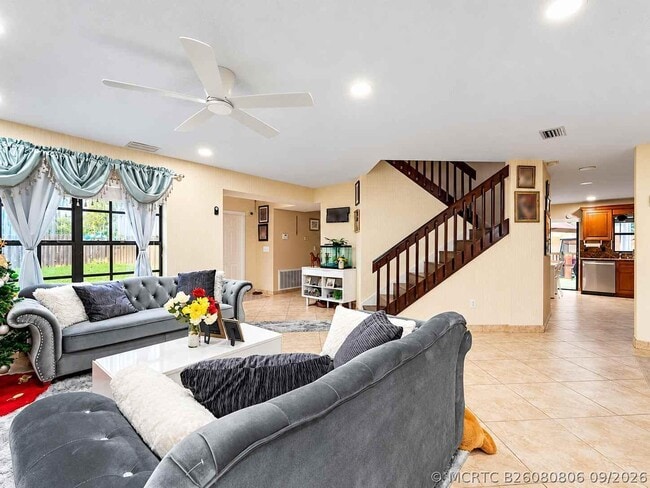 1431 SW 87th Way