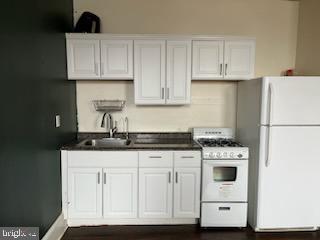 Building Photo - 2600 Ann St Rental