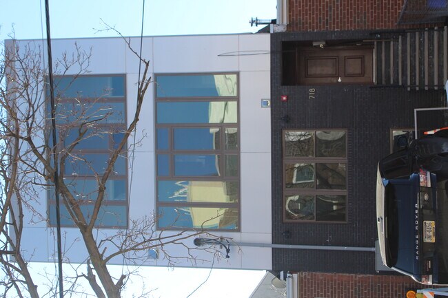 Photo - 718 N 19th St Unit #3