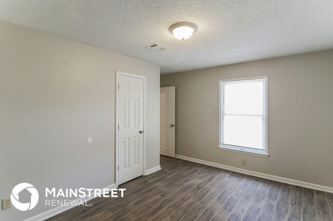 Photo - 8247 Timber Creek Dr