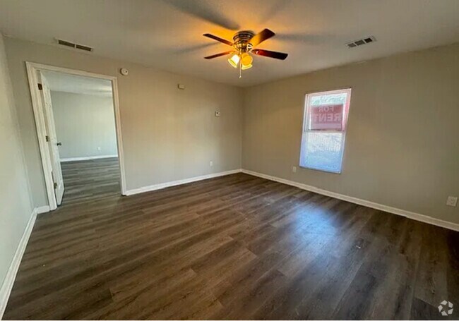 Building Photo - 158 Electric Ave NW Rental
