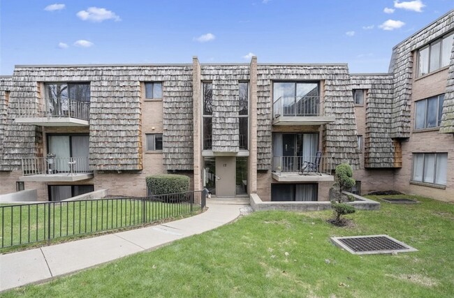Photo - 1232 Forest Green Dr Condo Unit 1232