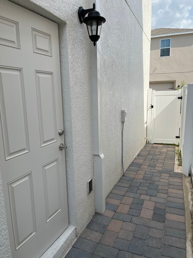 Private Entry - 16036 Micelli Dr Unit Apartment with Garage