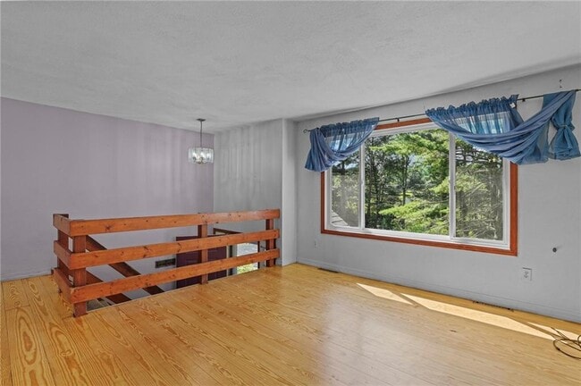 Photo - 125 Lewis Farm Rd